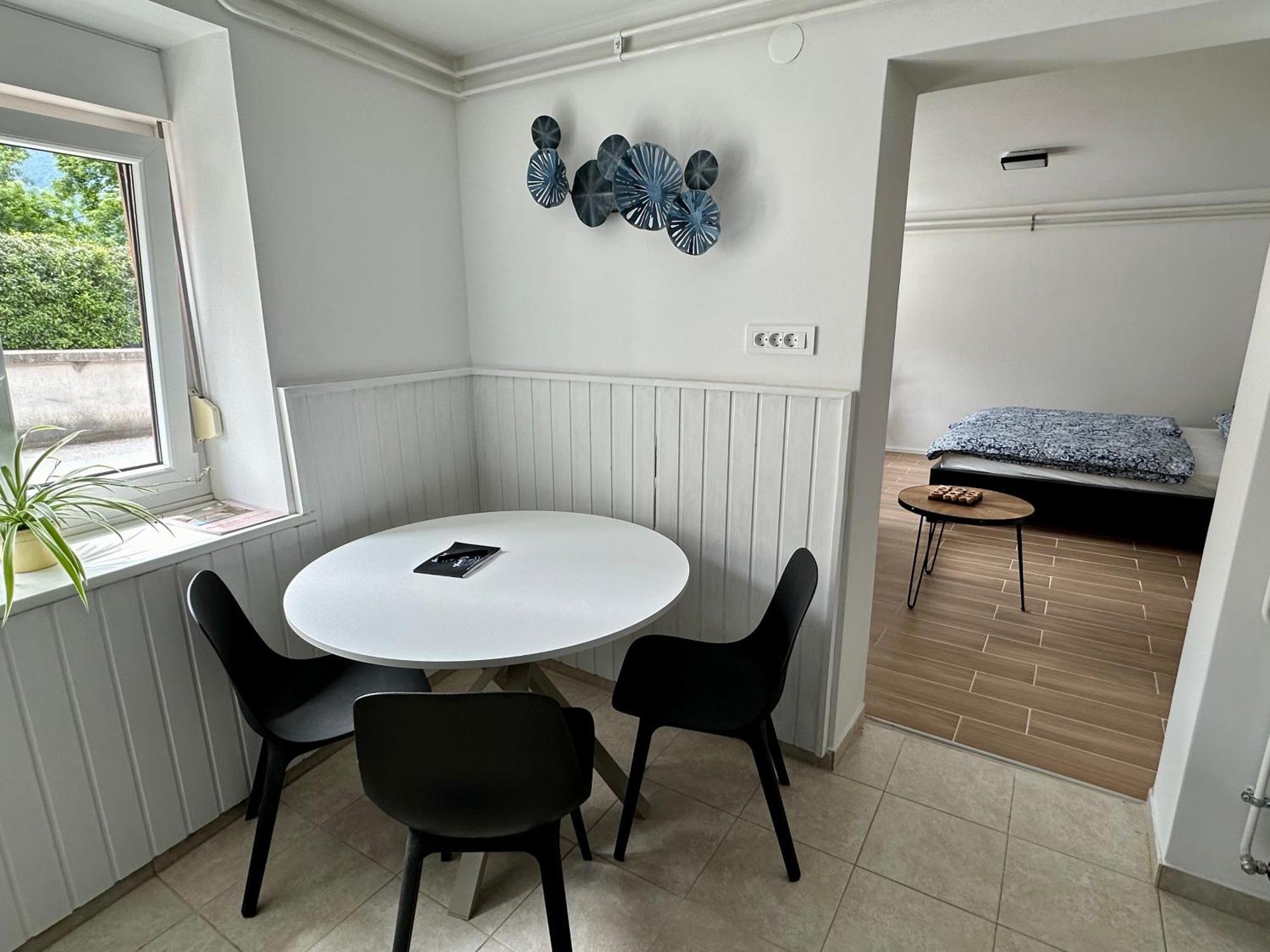 Alpine Echo Apartments Bovec Kamer foto