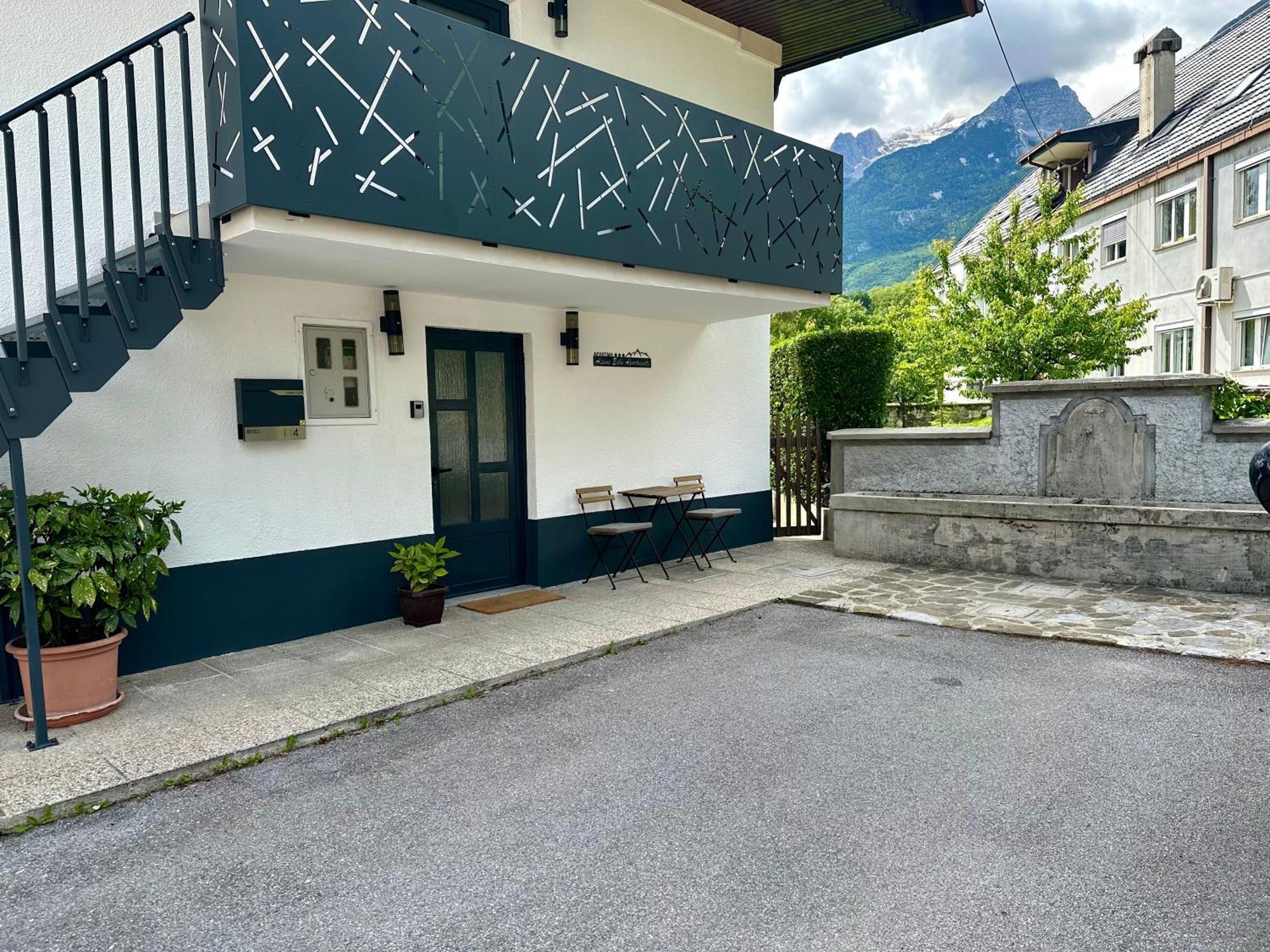 Alpine Echo Apartments Bovec Buitenkant foto